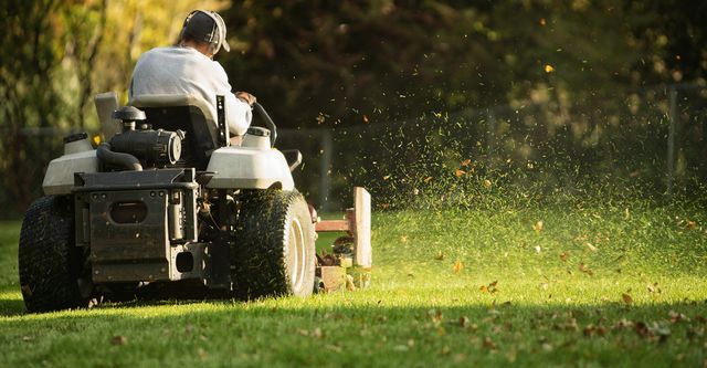 Ozzie Mowing And Gardening